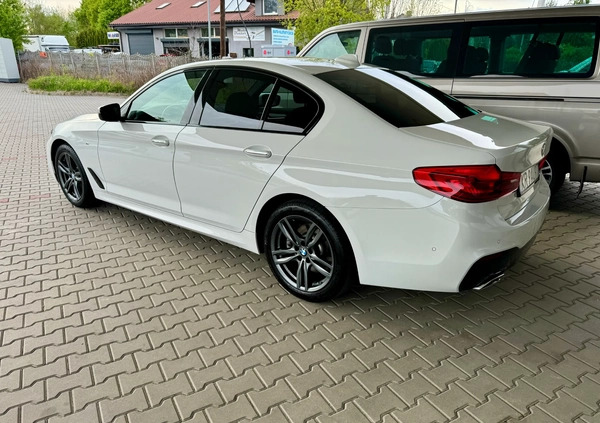 BMW Seria 5 cena 133000 przebieg: 114000, rok produkcji 2017 z Kraków małe 232